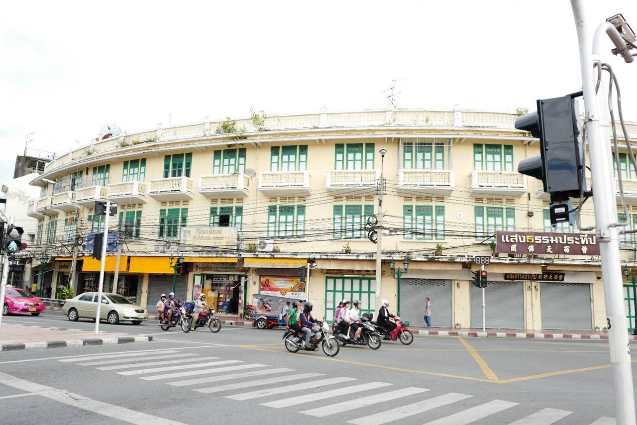 D Hostel Bangkok Exterior photo